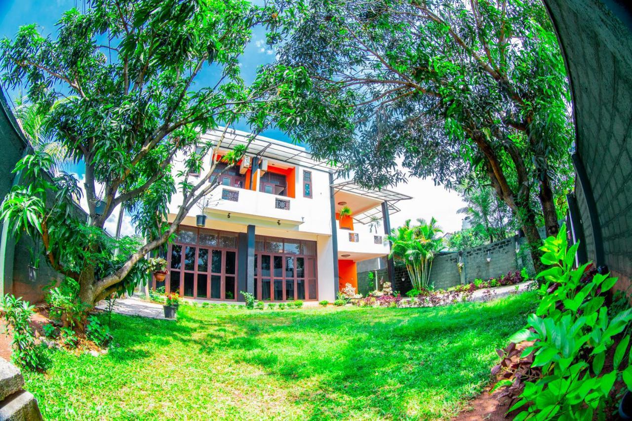 Anthuan Residence Negombo Luaran gambar