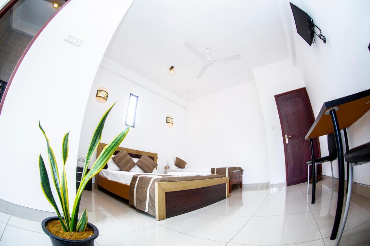 Anthuan Residence Negombo Luaran gambar